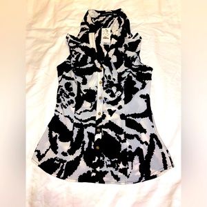 EXPRESS Ruffle Sleeveless Top Blouse Black White Faux Buttons Size XS NWT